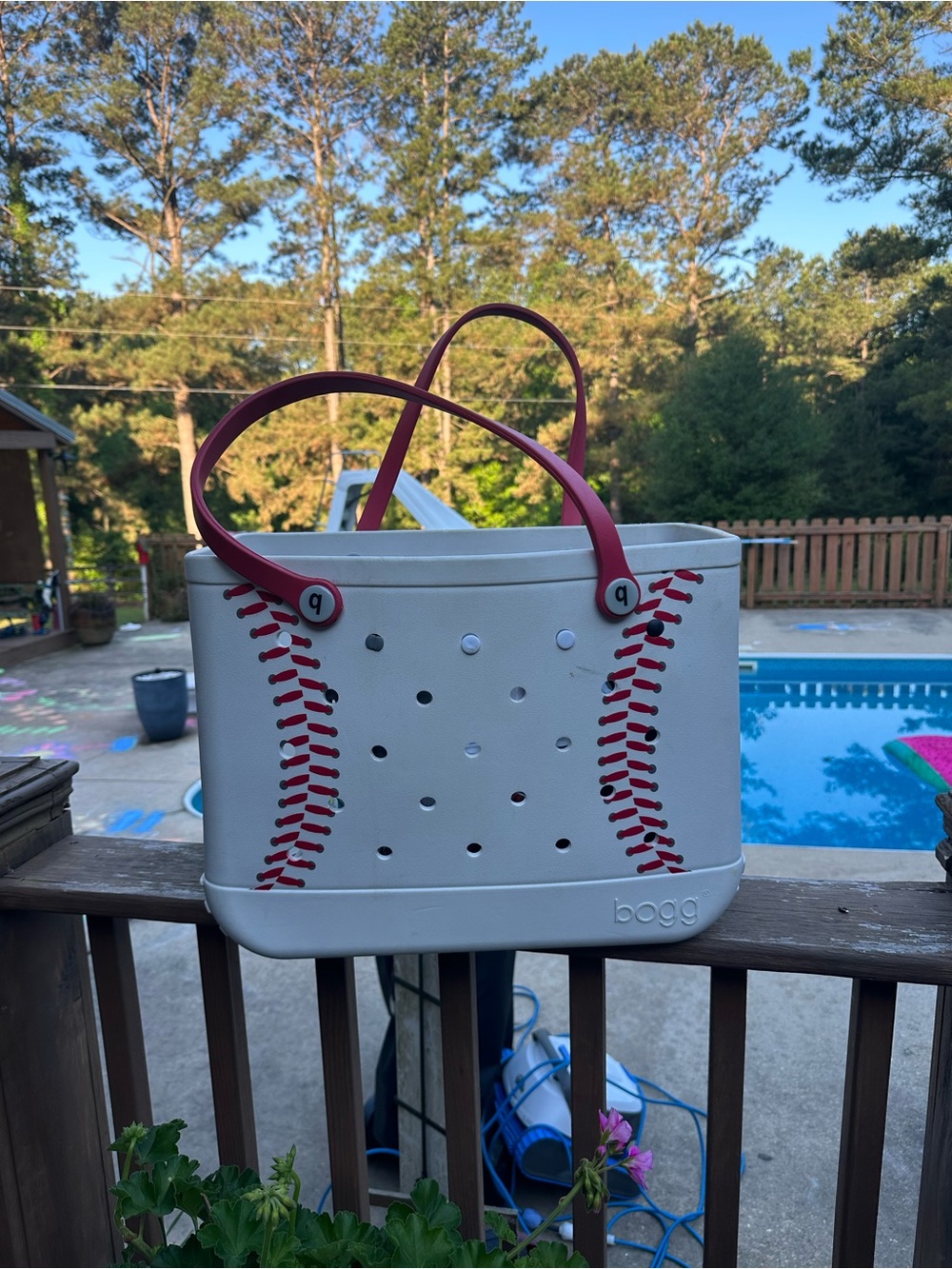 BOGG BAG White Tote with Red Baseball Stitch